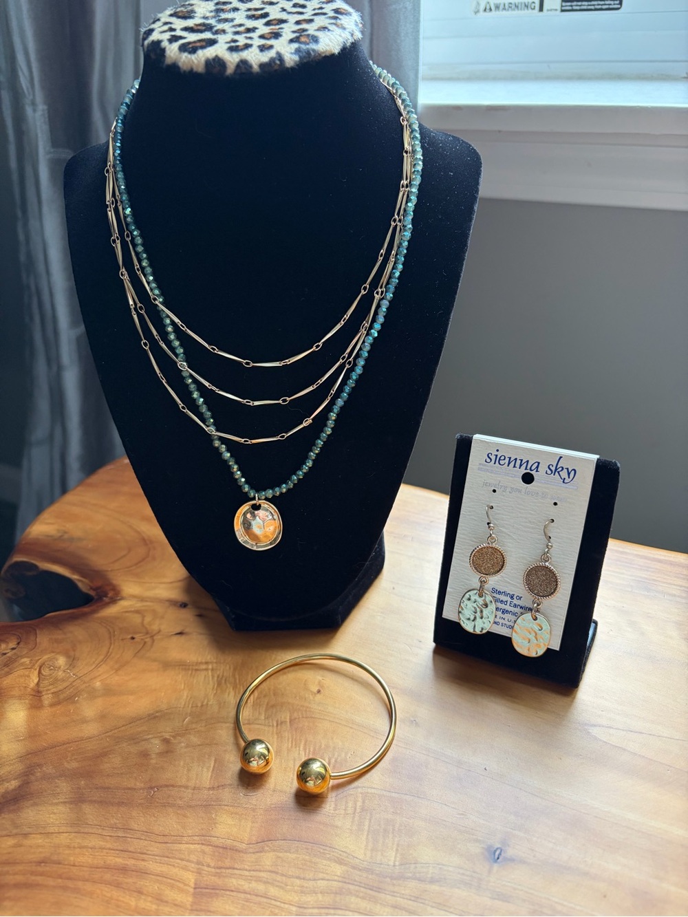 Teal Beaded and Gold Layered Necklace with Gold Pendant, Earrings and Bracelet